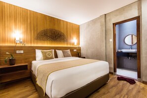 Villa, 3 Bedrooms, Private Pool | 3 bedrooms, desk, soundproofing, free WiFi - Kuta Legian Villa (Kuta)