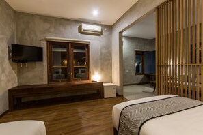 Vila, 3 kamar tidur, kolam renang pribadi | 3 kamar tidur, meja kerja, kedap suara, dan Wi-Fi gratis