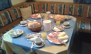 Dining - Double room 2 - Haus Waldheim (Oetz)