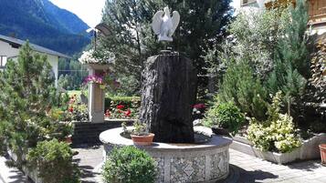 Enceinte de lâhĂ©bergement