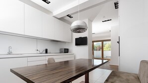 Căn hộ Cao cấp | Bếp riêng