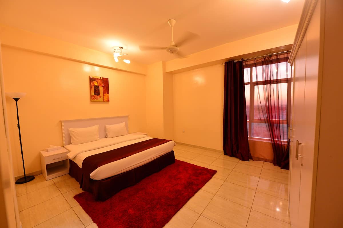 Basic Studio | Soundproofing, iron/ironing board (on request), free WiFi