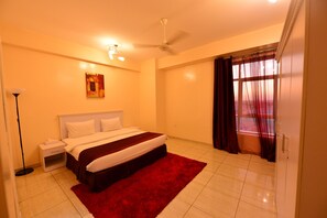 Individually decorated, soundproofing, iron/ironing board, free WiFi - Husin Al Khaleej Hotel Apartment (Seeb)