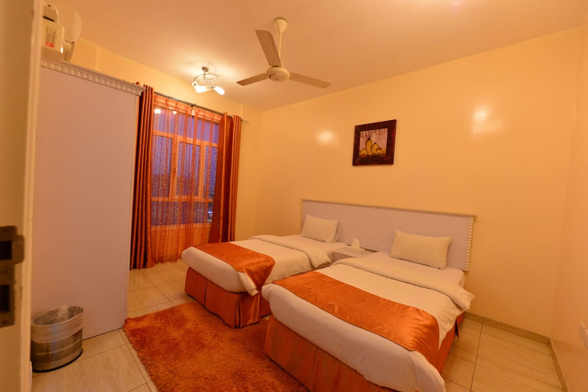 Twin Room | Soundproofing, iron/ironing board (on request), free WiFi