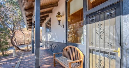 Chalet in Central Colorado Springs Location, 3 BR, 2 BA, Views, WiFi