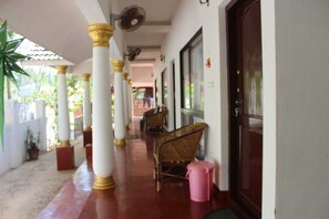 Terrace/patio - Stay on the white sand palm beach (MUHAMMA)