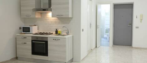 Apartment, 3 Schlafzimmer | Eigene Kochnische | Großer Kühlschrank, Mikrowelle, Ofen, Herdplatte