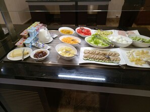 Tägliches inbegriffenes kontinentales Frühstück