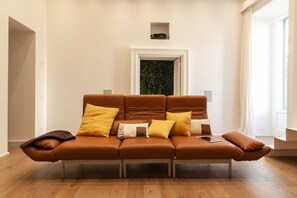 Apartment, 1 Bedroom | Living area | Flat-screen TV - Hidden Gem (Naples)