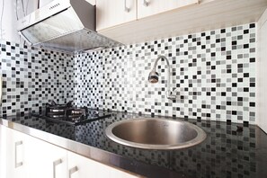 Studio | Eigene Kochnische