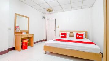 ห้องสแตนดาร์ดดับเบิล | โต๊ะทำงาน, Wi-Fi ฟรี, ผ้าปูที่นอน