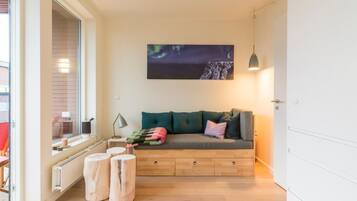 Apartment, 2 Bedrooms | Living room | Flat-screen TV