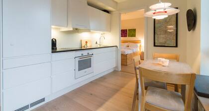 StayPlus Modern Apt Rooftop Terrace