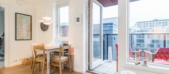 StayPlus Modern Apt Rooftop Terrace