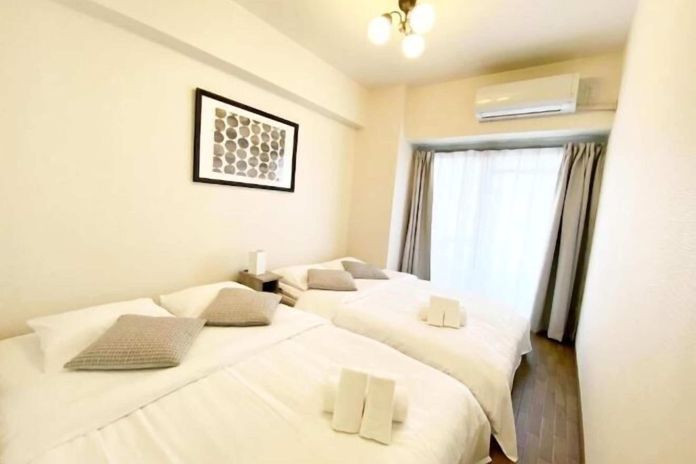 Arbetsyta för laptop, strykjärn/strykbräda, gratis wi-fi och sängkläder