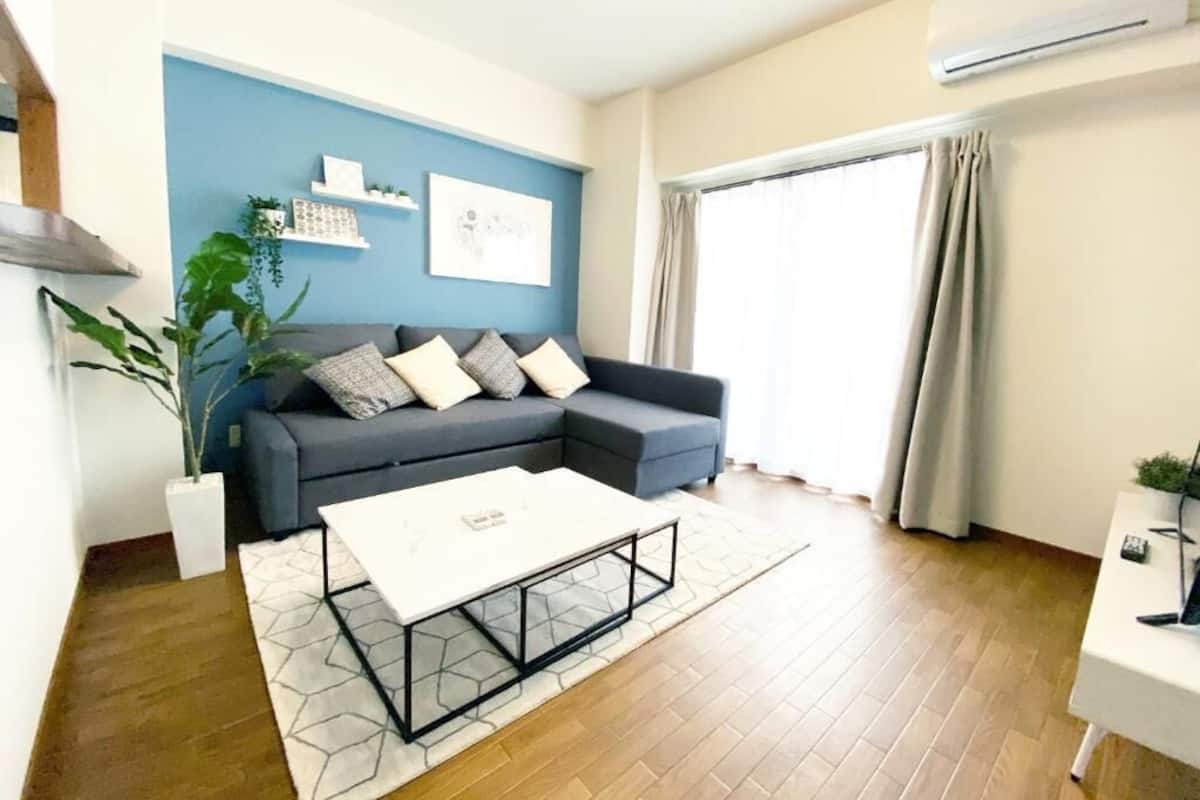 Apartment, 3 Schlafzimmer, Balkon (703) | Wohnbereich