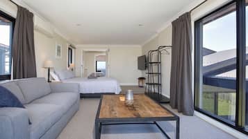 5 bedrooms, iron/ironing board, travel crib, free WiFi