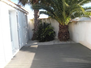 Property grounds - Homerez - House in La Couarde-sur-Mer (La Couarde-sur-Mer)