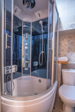 Chambre Triple Confort | Salle de bain