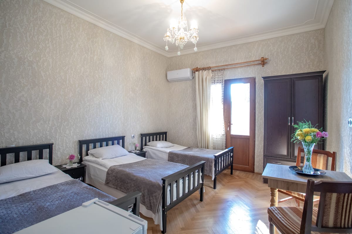 Classic Triple Room