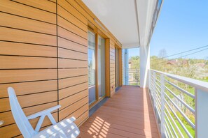 Apartment (5 adults) | Balkon
