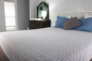 2 bedrooms, internet
