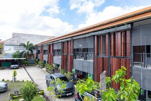 Exterior detail - CS Klongtoey Grand Resort (Hat Yai)