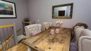 Apartment | Living area