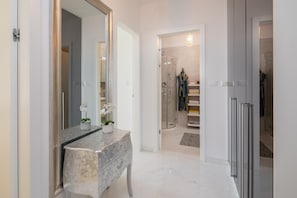 Apartment, Sea View | Bathroom | Hair dryer, towels, soap, toilet paper