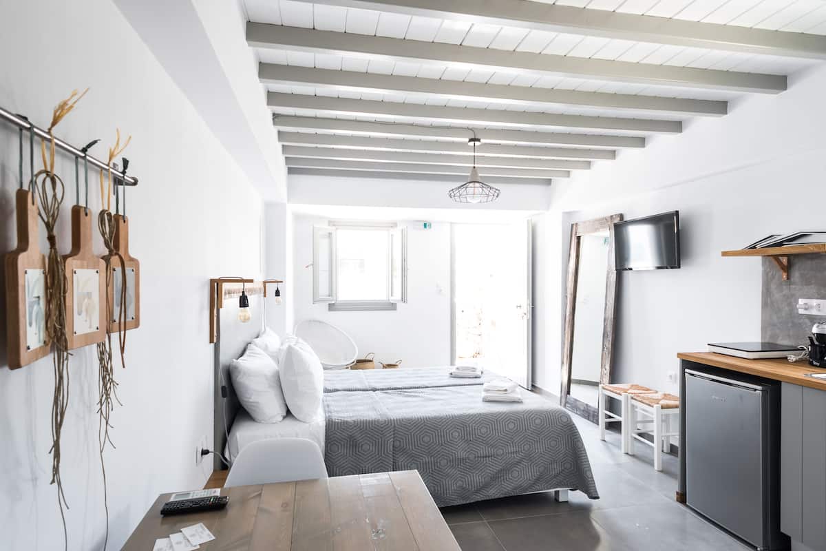 1 bedroom, in-room safe, desk, laptop workspace