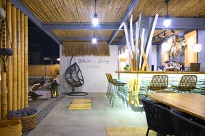 Reception - White and Grey (Mykonos)