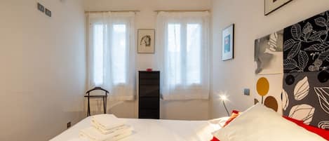 1 間睡房、熨斗/熨衫板、Wi-Fi、床單