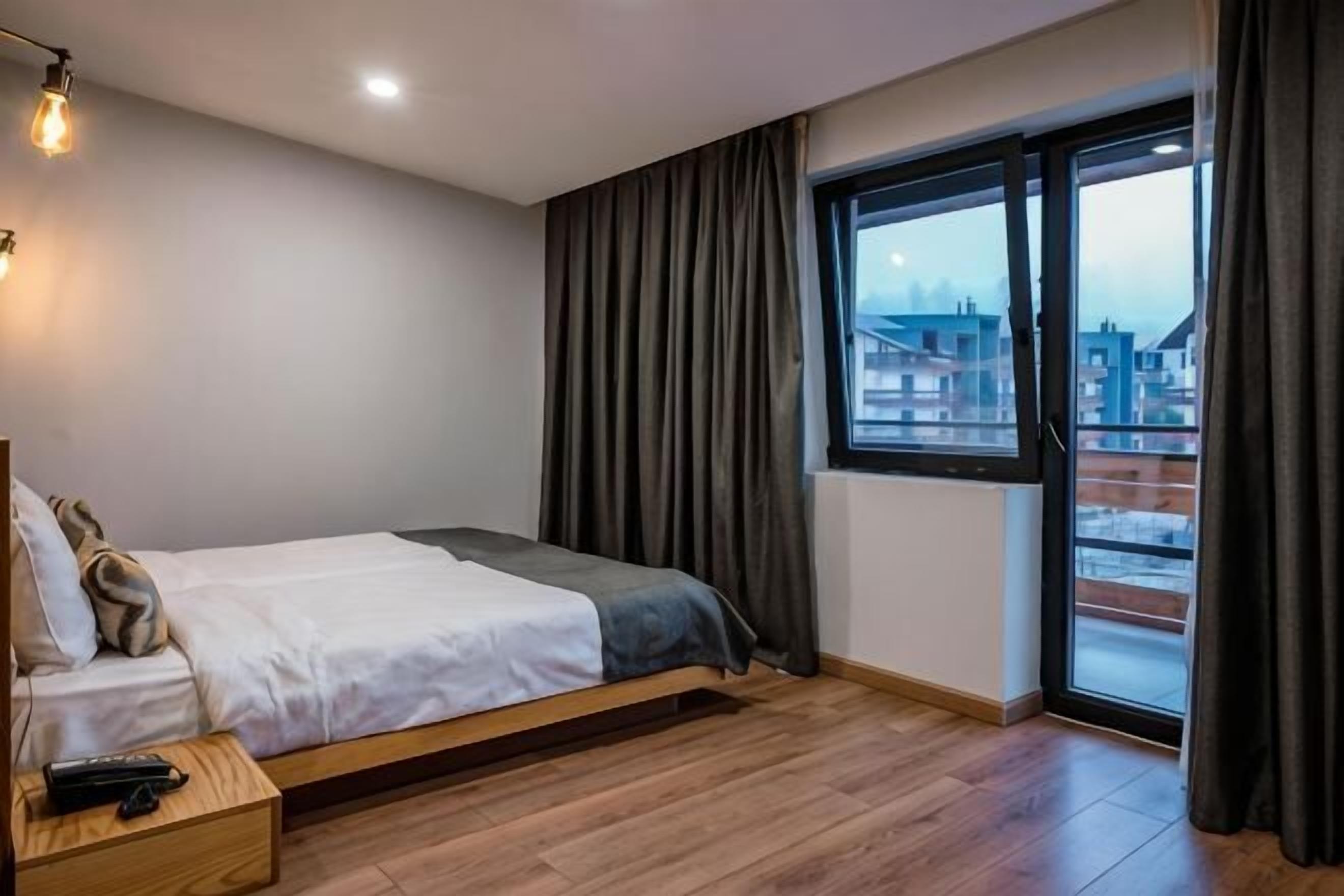 Premium bedding, memory-foam beds, in-room safe, individually decorated