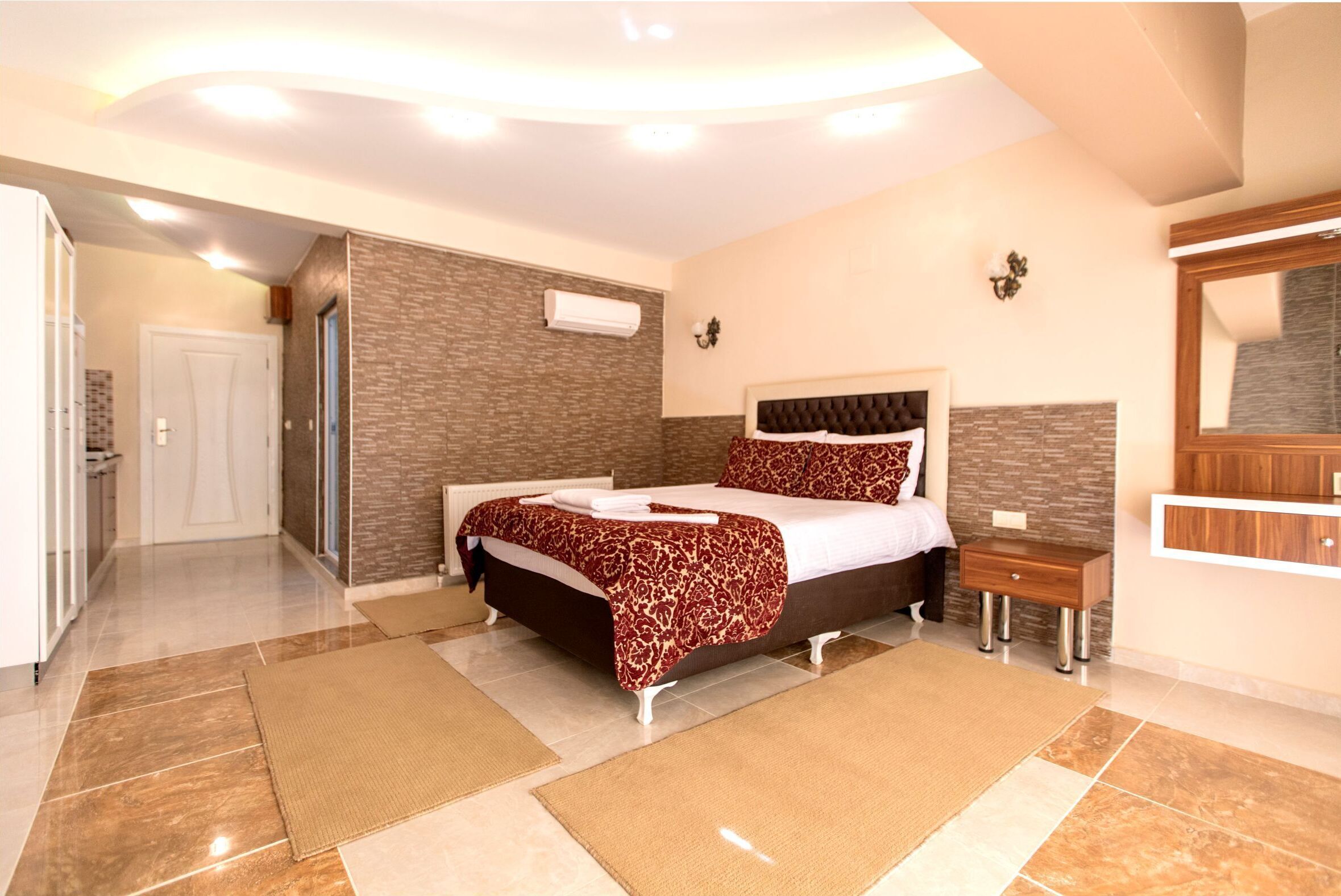 Studio (D) | Free WiFi, bed sheets