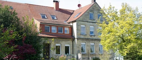Esterni