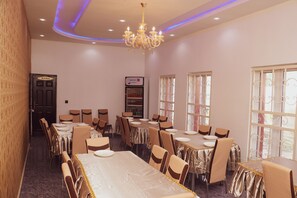 Sudah termasuk sarapan ala Inggris setiap hari