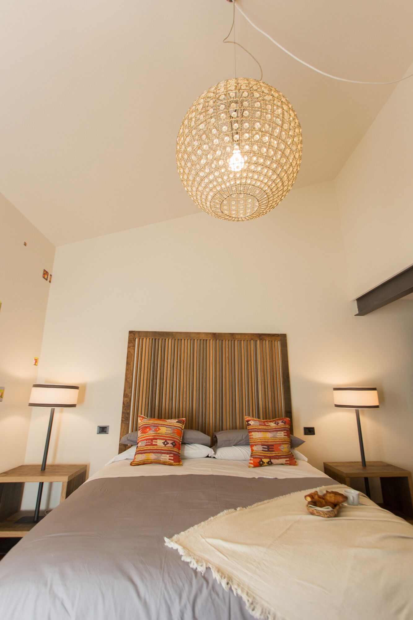 3 bedrooms, in-room safe, desk, soundproofing