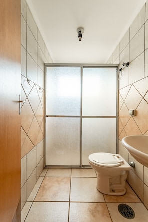 Shower, free toiletries, towels, soap