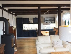 TV, fireplace, stereo - Cozy apartment with fireplace II (Darlingerode)