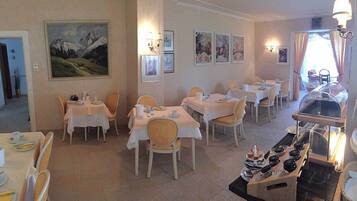 Daily buffet breakfast (EUR 7 per person)