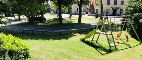 Children's play area - outdoor