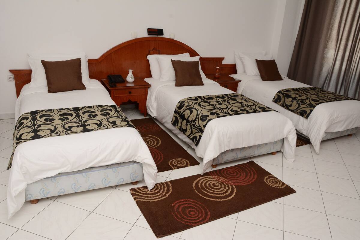 classic triple room | individually decorated, individually furnished, desk, free wifi