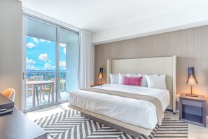 2 chambres, bureau, fer et planche à repasser, Wi-Fi gratuit