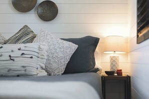 1 chambre, fer et planche à repasser, Wi-Fi, literie fournie
