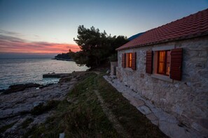 Exterior - Studio Zavala (Jelsa)