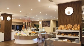 Breakfast buffet - Nevali Hotel (Sanliurfa)