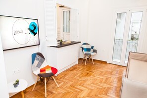 Apartment, 1 Schlafzimmer | Wohnbereich | Flachbildfernseher