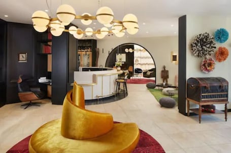 Lobby. Hotel Les Nomades