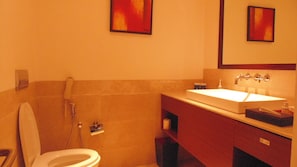 Private spa tub
