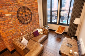 Apartment (202) | Wohnzimmer